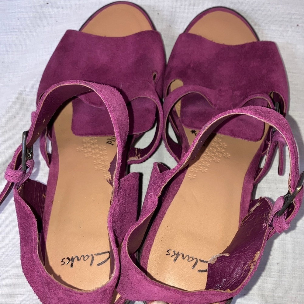 Women's Suede Buckle Wedge Sandal in Berry - Picture 8 of 16